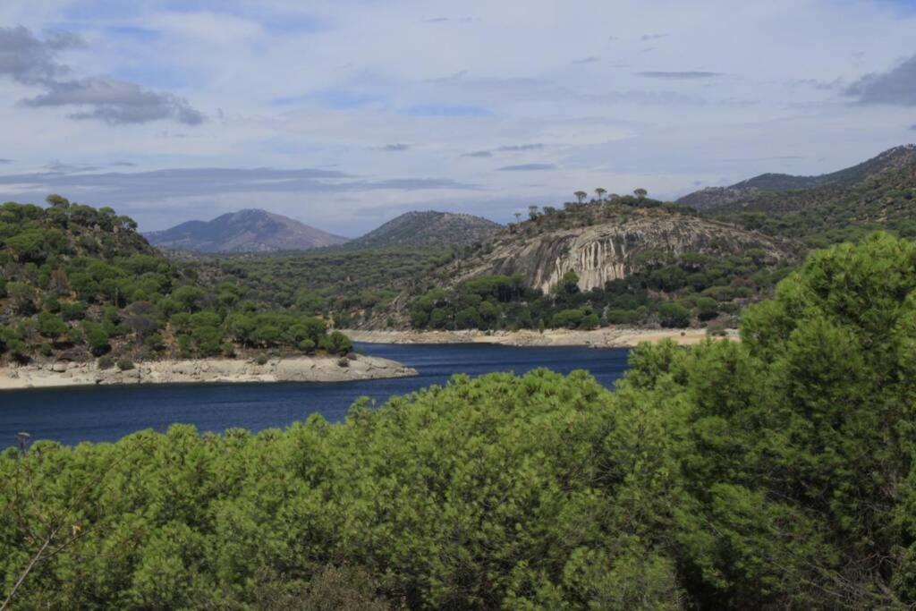 La Casita De Noe Con Vista Al Pantano De San Juan Villa San Martin de Valdeiglesias Exterior photo